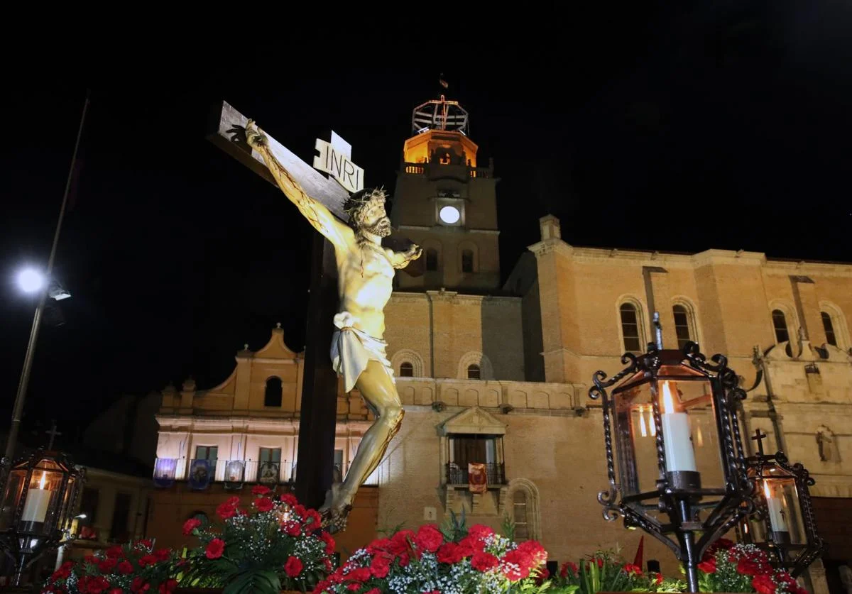 Fuente: https://www.elnortedecastilla.es/semanasanta/medinadelcampo/programa-completo-semana-santa-medina-campo-2025-20250403160633-nt.html?ref=https%3A%2F%2Fwww.elnortedecastilla.es%2Fsemanasanta%2Fmedinadelcampo%2Fprograma-completo-semana-santa-medina-campo-2025-20250403160633-nt.html